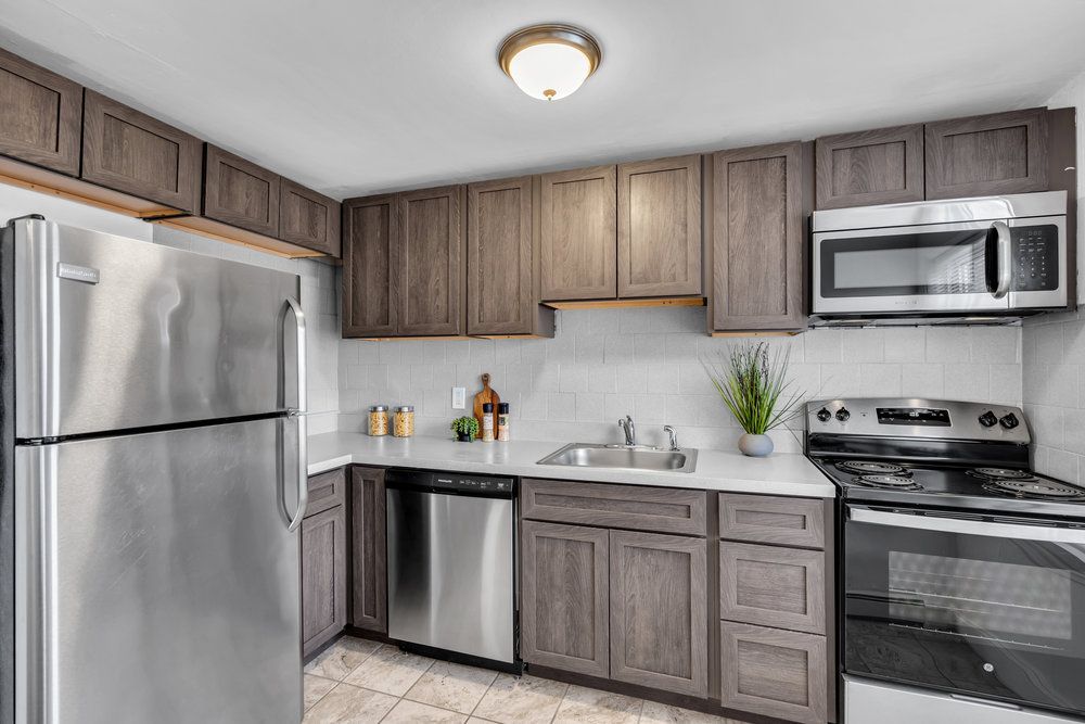 Interior view of a Maple Court apartment, photo 4