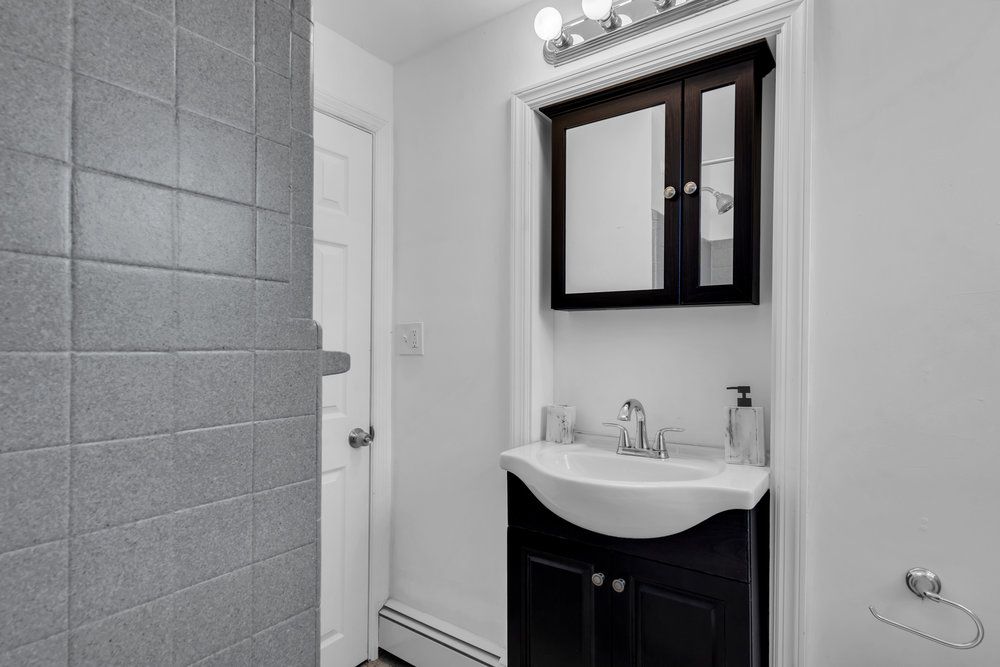 Maple Court Apartments — photo 28