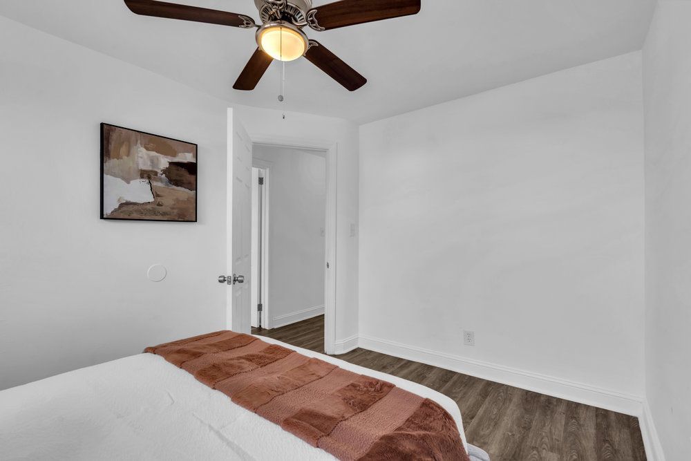 Maple Court Apartments — photo 33